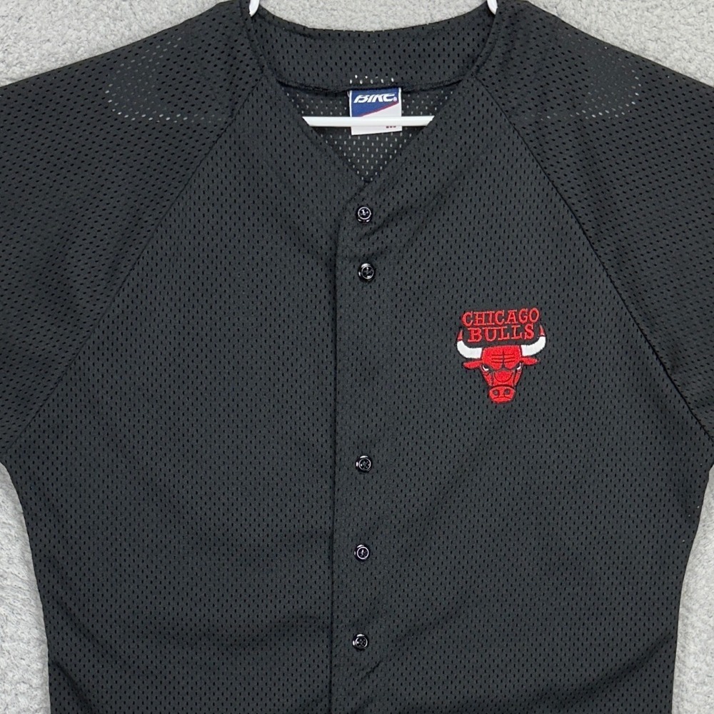VINTAGE Chicago Bulls Men Baseball Jersey Shirt Medium Black Button Up Logo BIKE